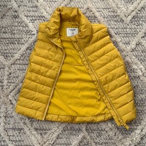 Girls old navy yellow puffy vest size 8